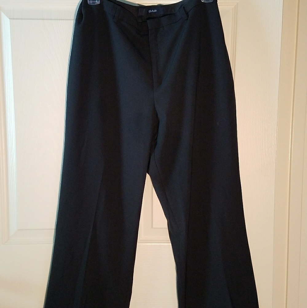 GAP Classic Fit Cropped Trouser